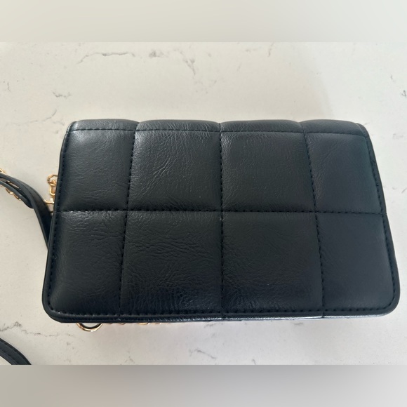 Moda Luxe Black & Gold Mini Handbag with Gold Chain Strap - Picture 3 of 4